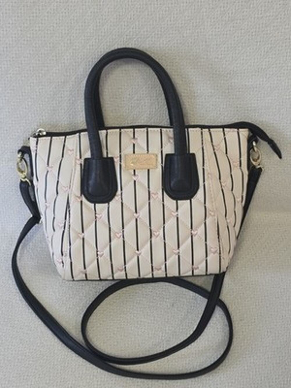 Luv Betsey By Betsey Johnson Handbag Tote Crossbody Bag Quilted Striped Hearts